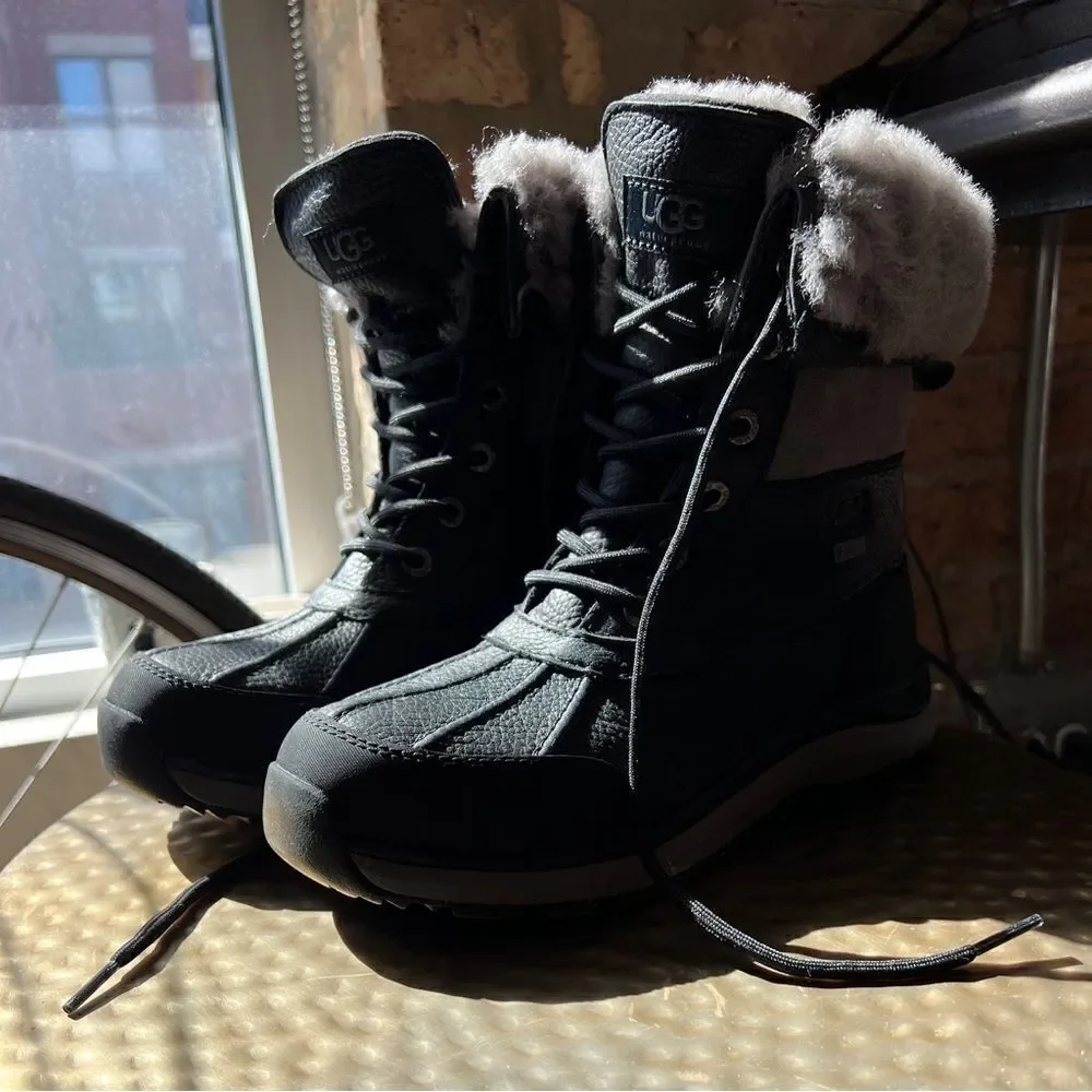 Ugg | Women's Adirondack Round Toe Leather & Suede Waterproof Booties | Size: 6